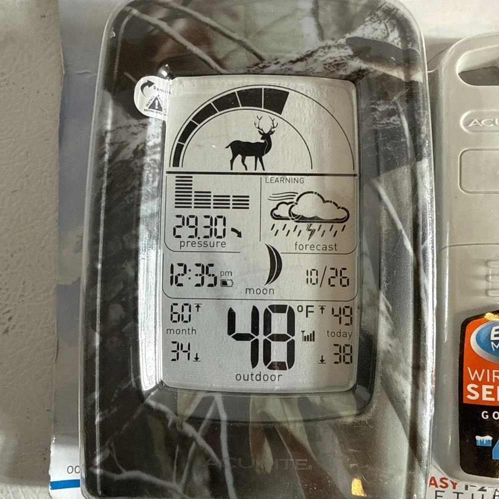 Acurite SPORTSMAN FORECASTER WEATHER STATION - KNOW WHEN TO HUNT & FISH! - NEW